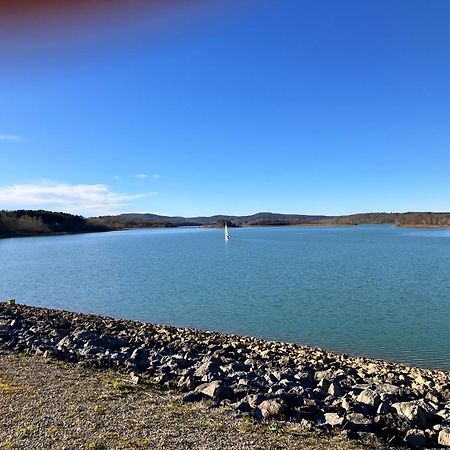 Maison Avec Vue Sur Le Lac De Montbel Exteriör bild